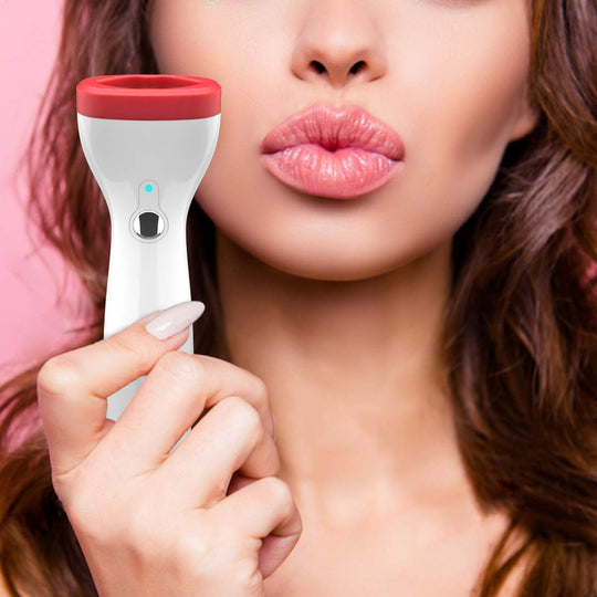 SoftestSofa™ - Lip Plumper