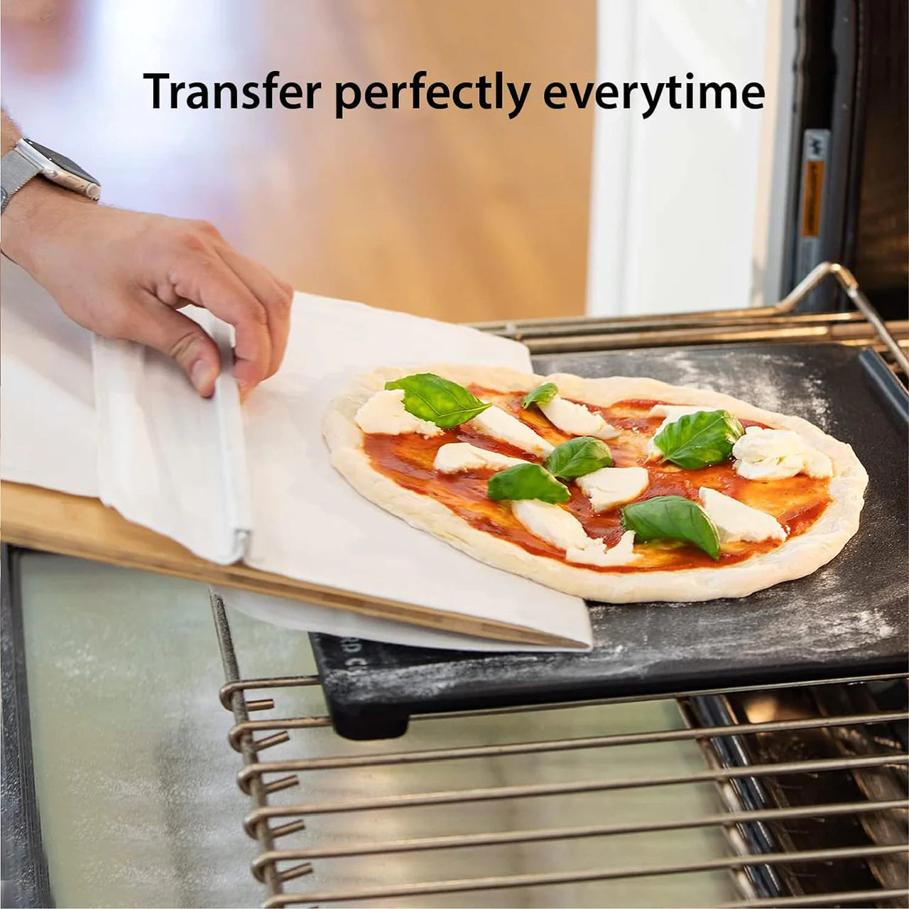 UGlow™ - Sliding Pizza Peel